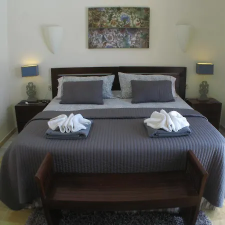 Paraiso, Heated Pool, Hottub, Roof Terrace, Wifi, Sea Views