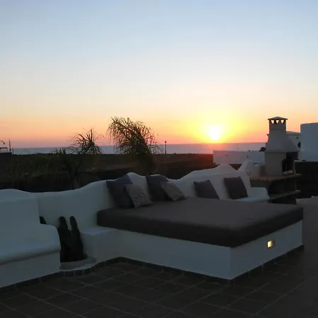 Paraiso, Heated Pool, Hottub, Roof Terrace, Wifi, Sea Views Villa