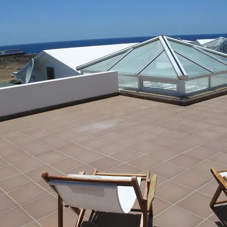 Paraiso, Heated Pool, Hottub, Roof Terrace, Wifi, Sea Views Villa Playa Blanca (Lanzarote)