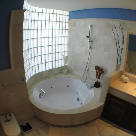 Villa Paraiso, Heated Pool, Hottub, Roof Terrace, Wifi, Sea Views Playa Blanca (Lanzarote)