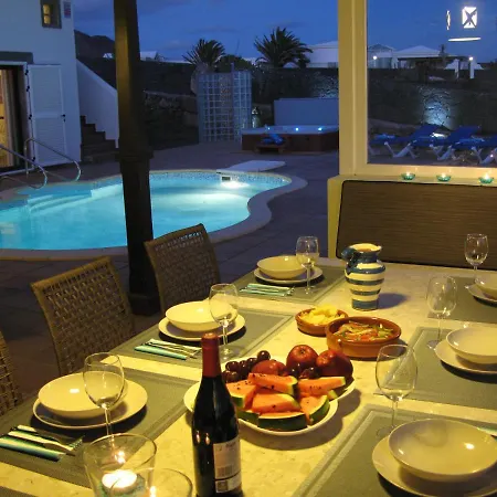 Paraiso, Heated Pool, Hottub, Roof Terrace, Wifi, Sea Views Βίλα *