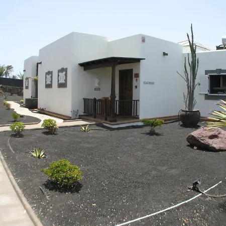 Paraiso, Heated Pool, Hottub, Roof Terrace, Wifi, Sea Views Villa