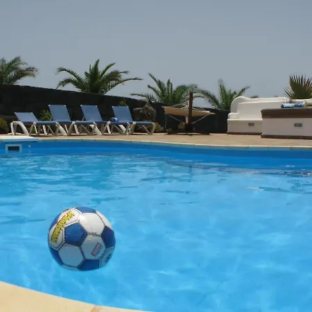 Paraiso, Heated Pool, Hottub, Roof Terrace, Wifi, Sea Views Villa *